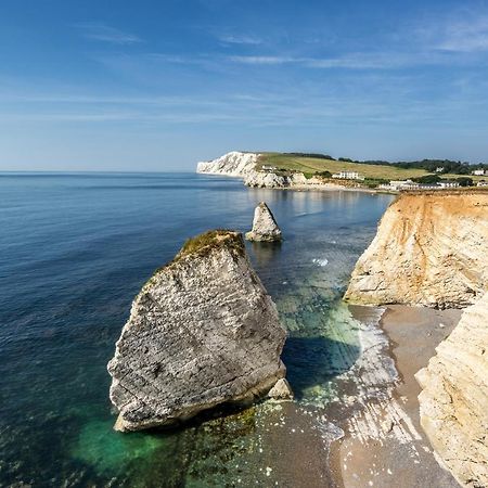 Chalet 87 Sandown Bay Holiday Centre Generous Money Off Ferry Crossing & Special Offer Until End Of June, September And Halloween Deals Now On Exterior photo